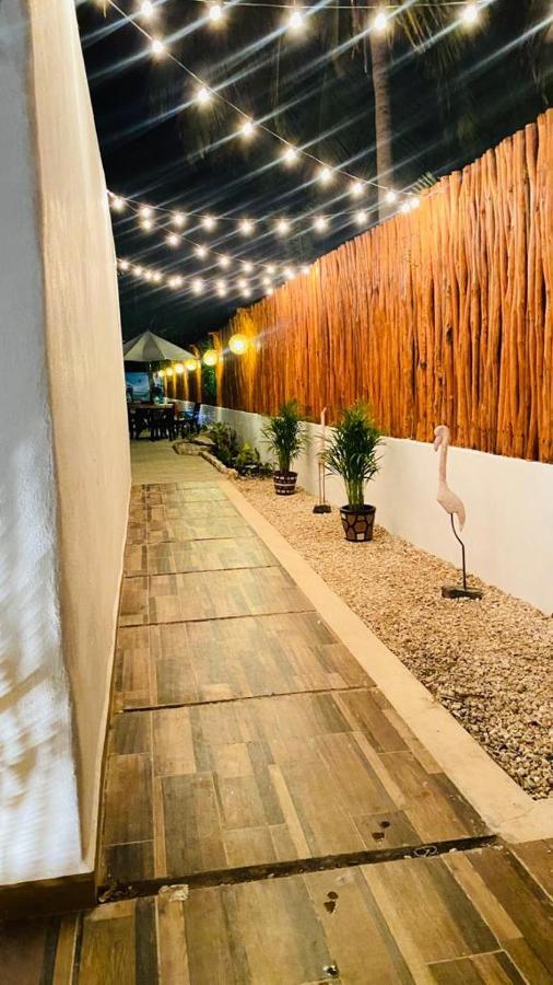 Casa Delfines Rio Lagartos Hotel Exterior photo